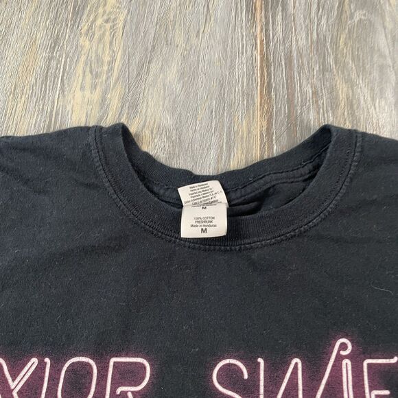 Taylor Swift 1989 World Tour Shirt - Picture 2 of 4